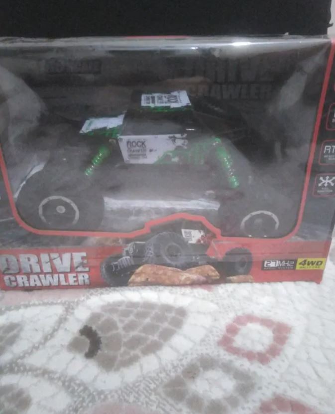 4x4 RC Off-Road Araba
