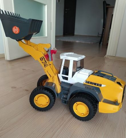 Bruder Liebherr KepÇe Oyuncak