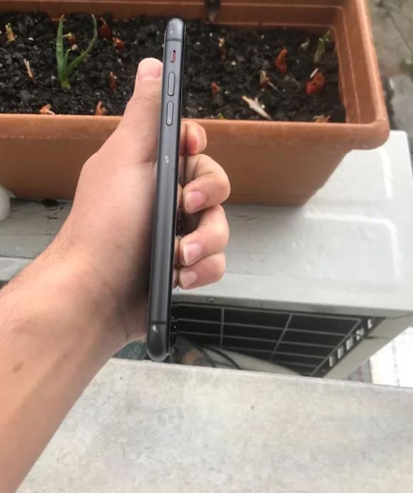 Apple iPhone 11 64 GB Siyah