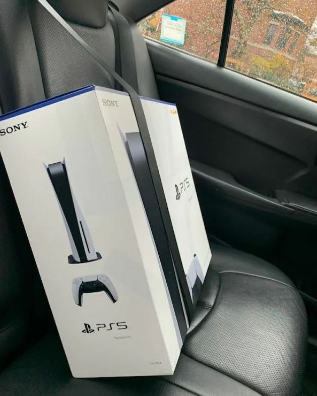 PlayStation 5 PS5 CD Girişli