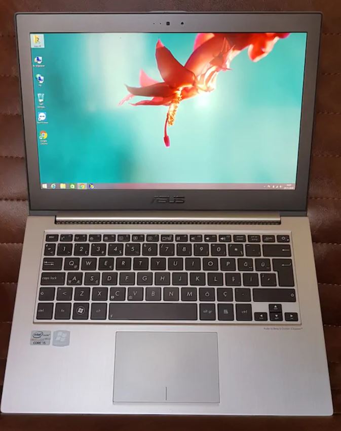 ASUS Zenbook Prime Laptop