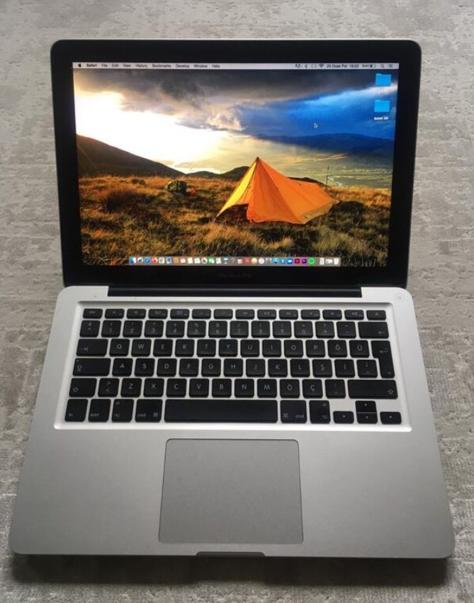 Apple MacBook Pro 2012 Laptop