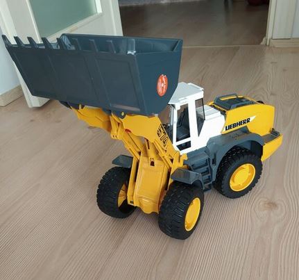 Bruder Liebherr KepÇe Oyuncak