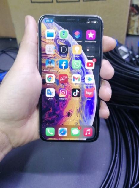 iPhone X 64 GB Garanti ve Kutulu