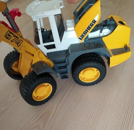 Bruder Liebherr KepÇe Oyuncak