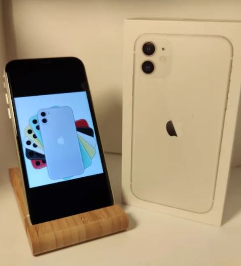 iPhone 11 64 GB Kutu ve Garantili
