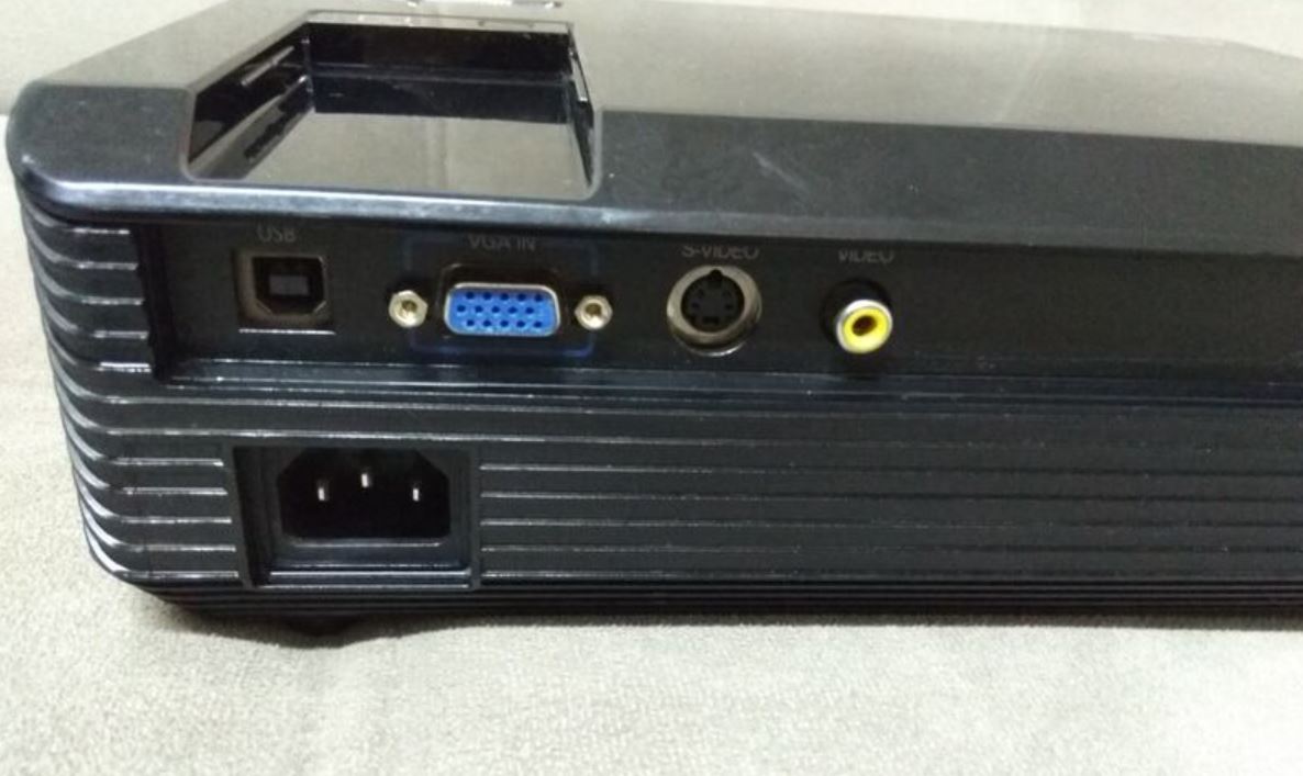 Acer Projeksiyon Profesyonel Sinevizyon