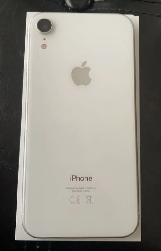 iPhone XR 64 GB Beyaz