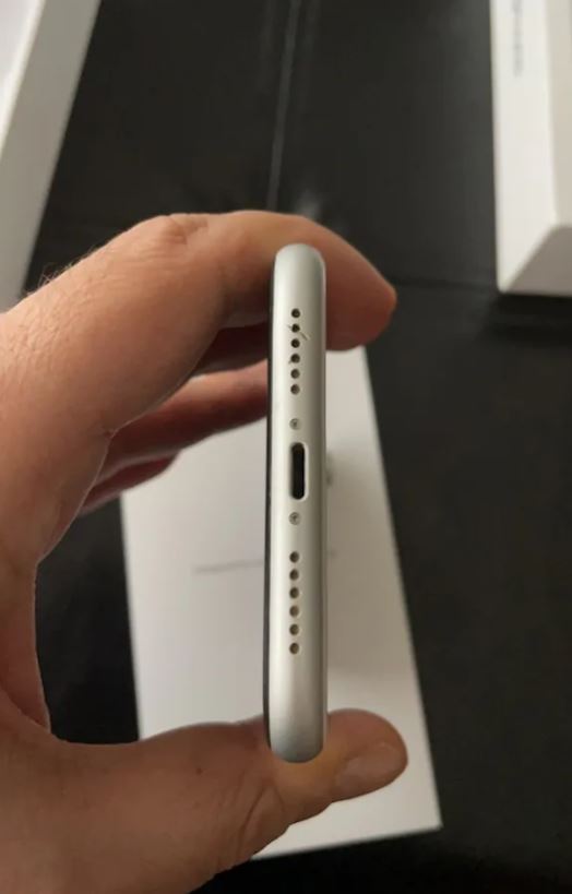 iPhone XR 64 GB Beyaz