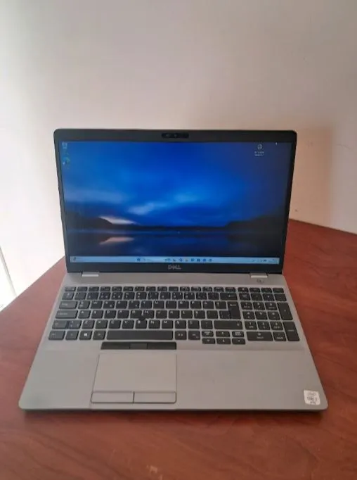 Dell 5511 8GB Ram 256GB SSD