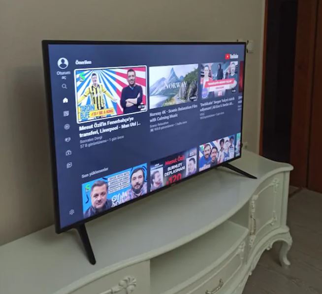 Vestel 4K Ultra HD Smart TV