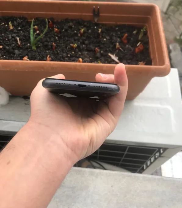 Apple iPhone 11 64 GB Siyah