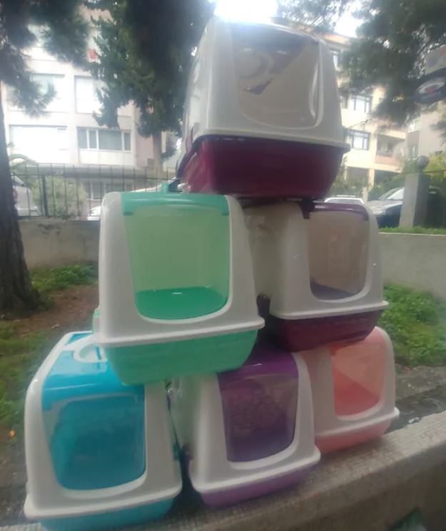 Kapalı Kedi Tuvaleti