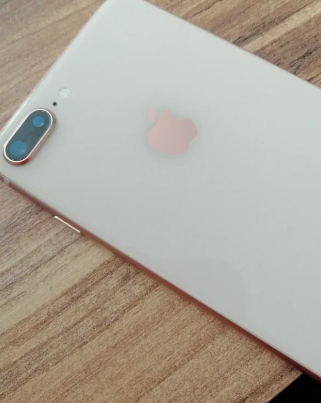 iPhone 8 Plus Rose 64 GB