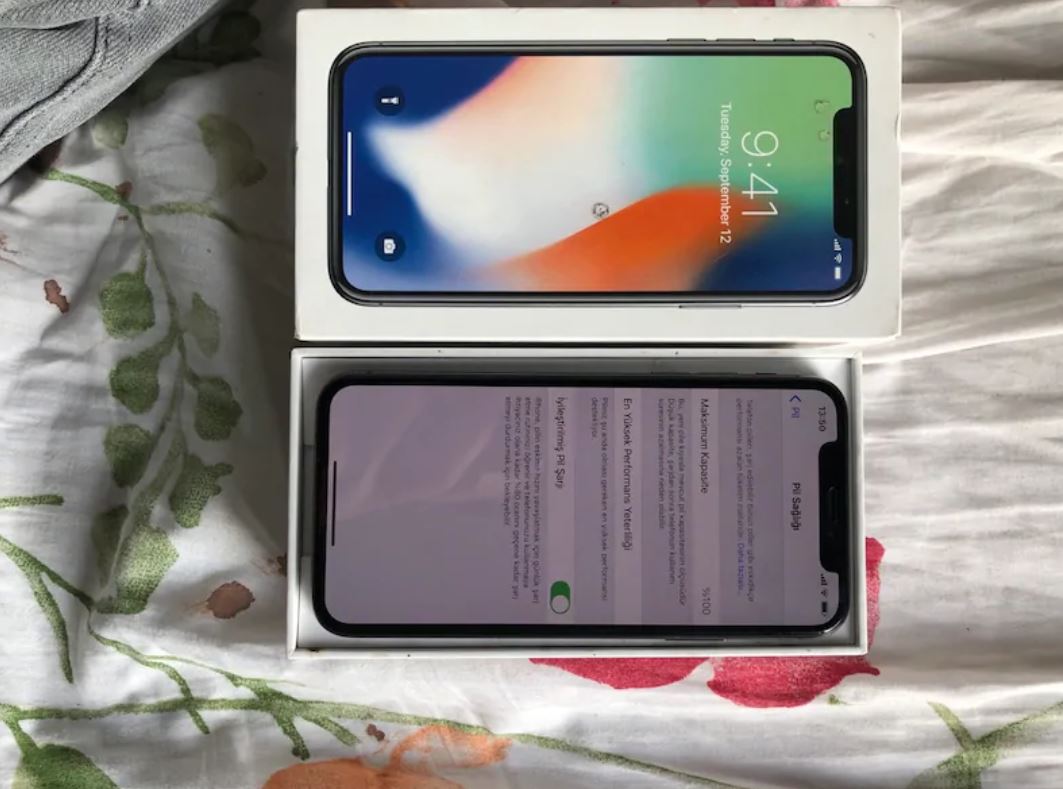 iPhone X 256 GB Siyah