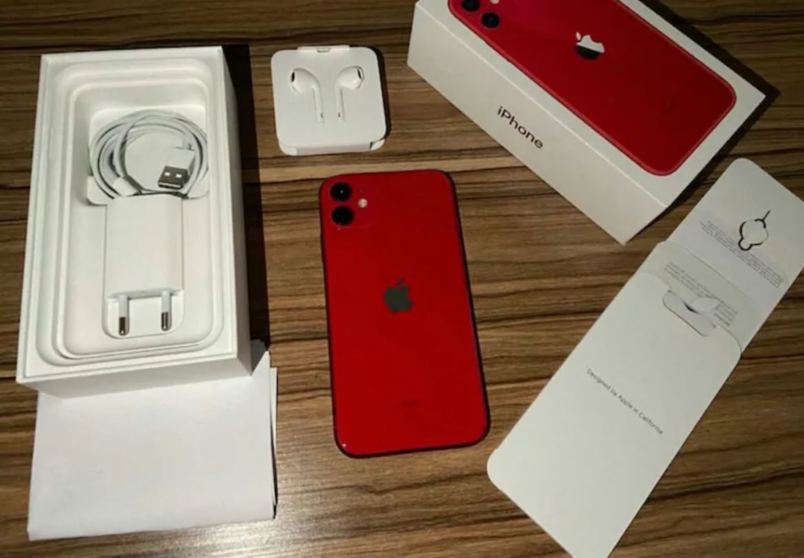 iPhone 11 Red Kırmızı Telefon
