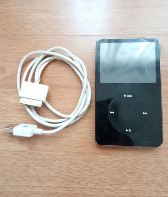 Apple iPod 5.5 / 30 GB