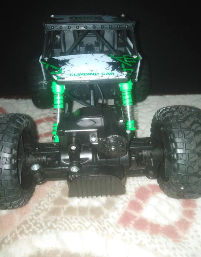 4x4 RC Off-Road Araba