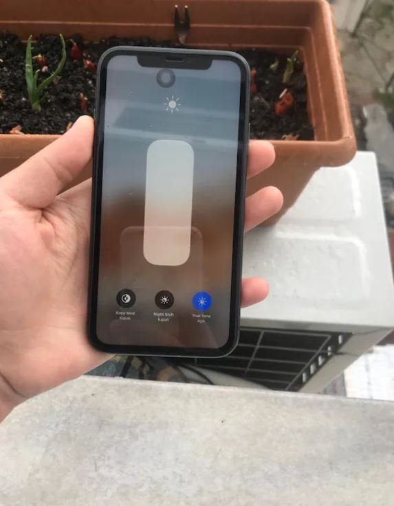 Apple iPhone 11 64 GB Siyah