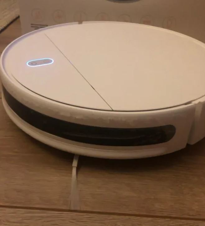 Xiaomi Mi Robot Vacuum Mop Essential