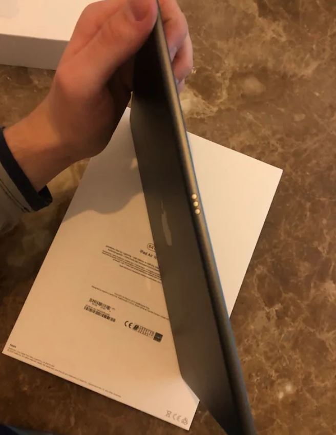 Apple iPad Air 3 10.5 64 GB Wi-Fi Retina Tablet