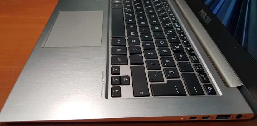 ASUS Zenbook Prime Laptop