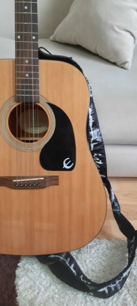 Epiphone DR100 Akustik Gitar