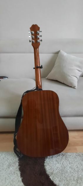 Epiphone DR100 Akustik Gitar