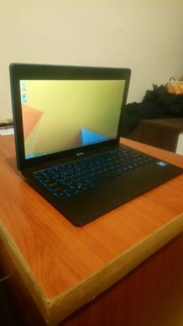 Hometech Wi101 Tablet Laptop