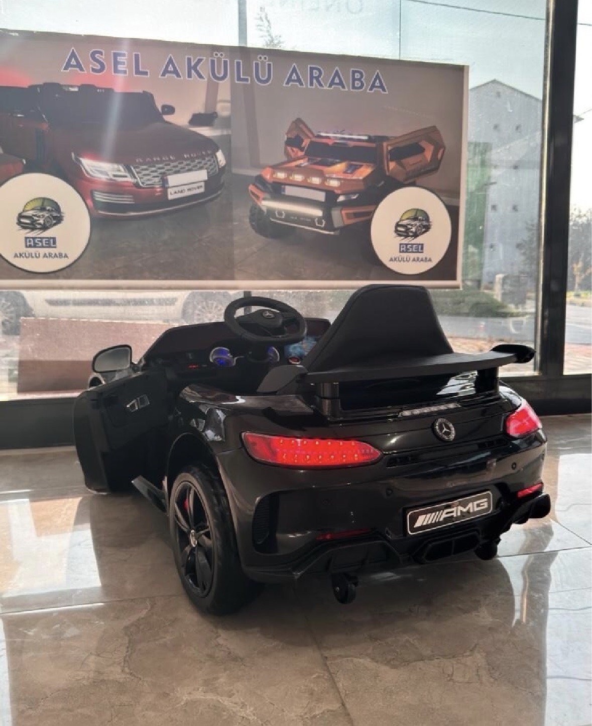 Mercedes AMG Akülü Araba