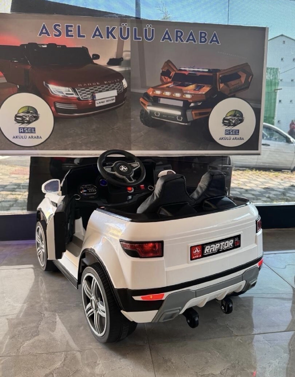Range Rover Akülü Araba
