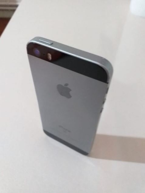 iPhone 5 SE 32 GB