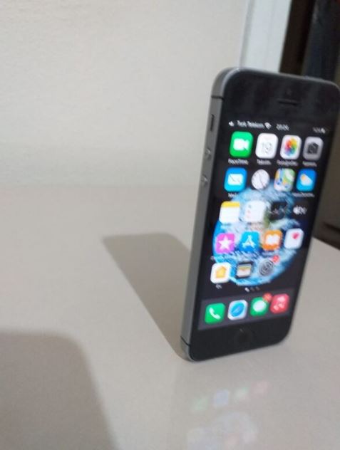iPhone 5 SE 32 GB