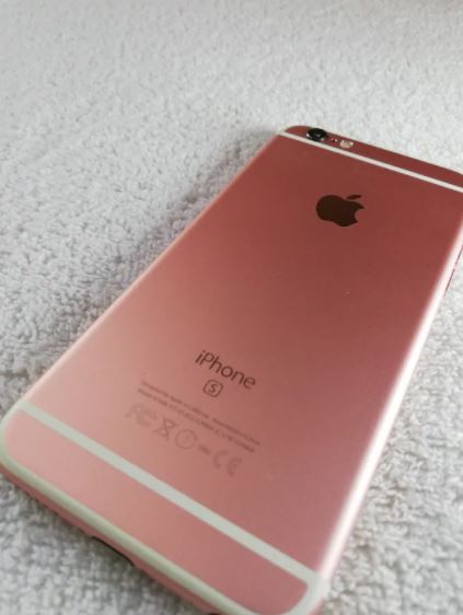 iPhone 6S 64 GB