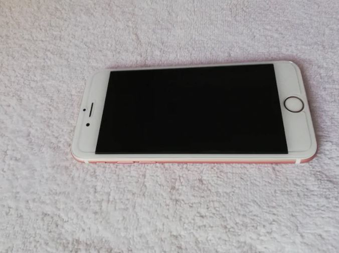 iPhone 6S 64 GB