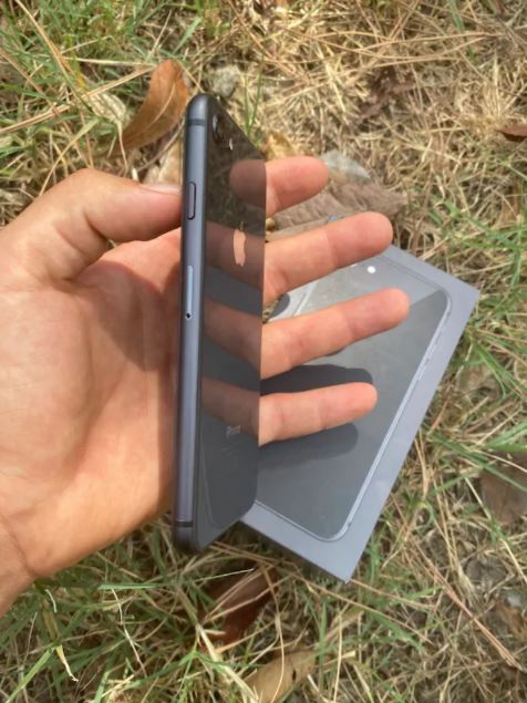 iPhone 8 64 GB Takas Olur