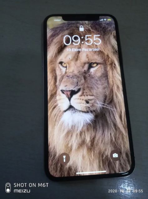 iPhone X 64 GB