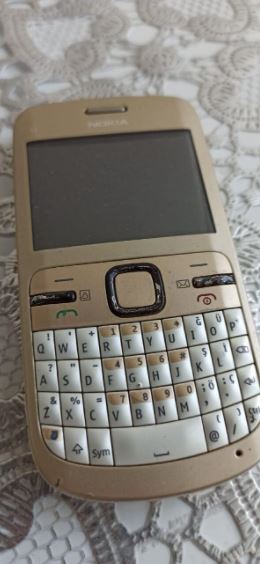 Nokia C3 Tuşlu Cep Telefon