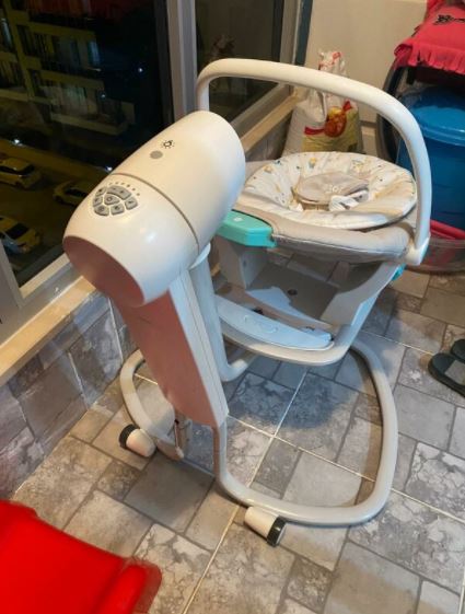 Oyuncaklı Bebek Salıncağı