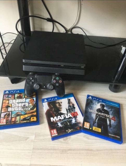 PS PlayStation 4 Full Set Oyunlu
